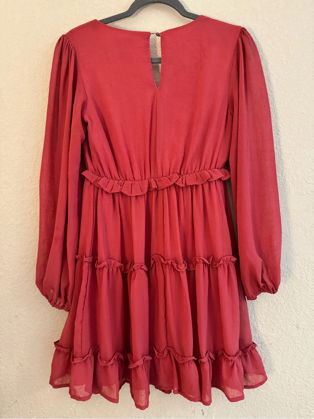 She + Sky women’s long sleeve tiered ruffle mini dress - size S - EUC!! - Picture 3 of 3